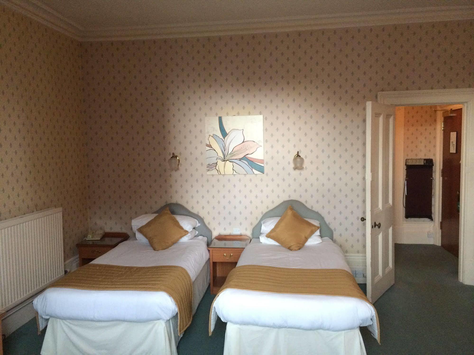 The Wessex Hotel Борнмут Экстерьер фото